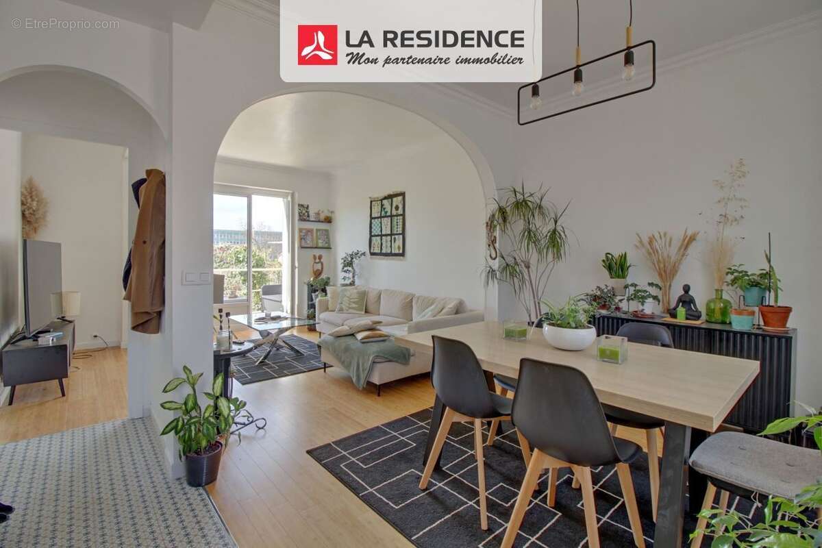 Maison 110 m² à Poissy  - photo 2