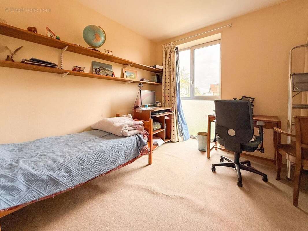 Appartement à BOURG-LA-REINE