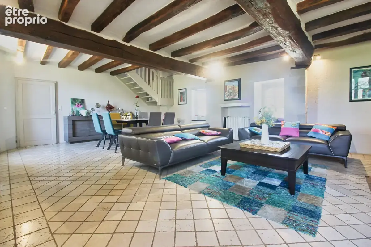 Maison ancienne à vendre à Mozé-sur-Louet avec jardin et dépendance - photo 2