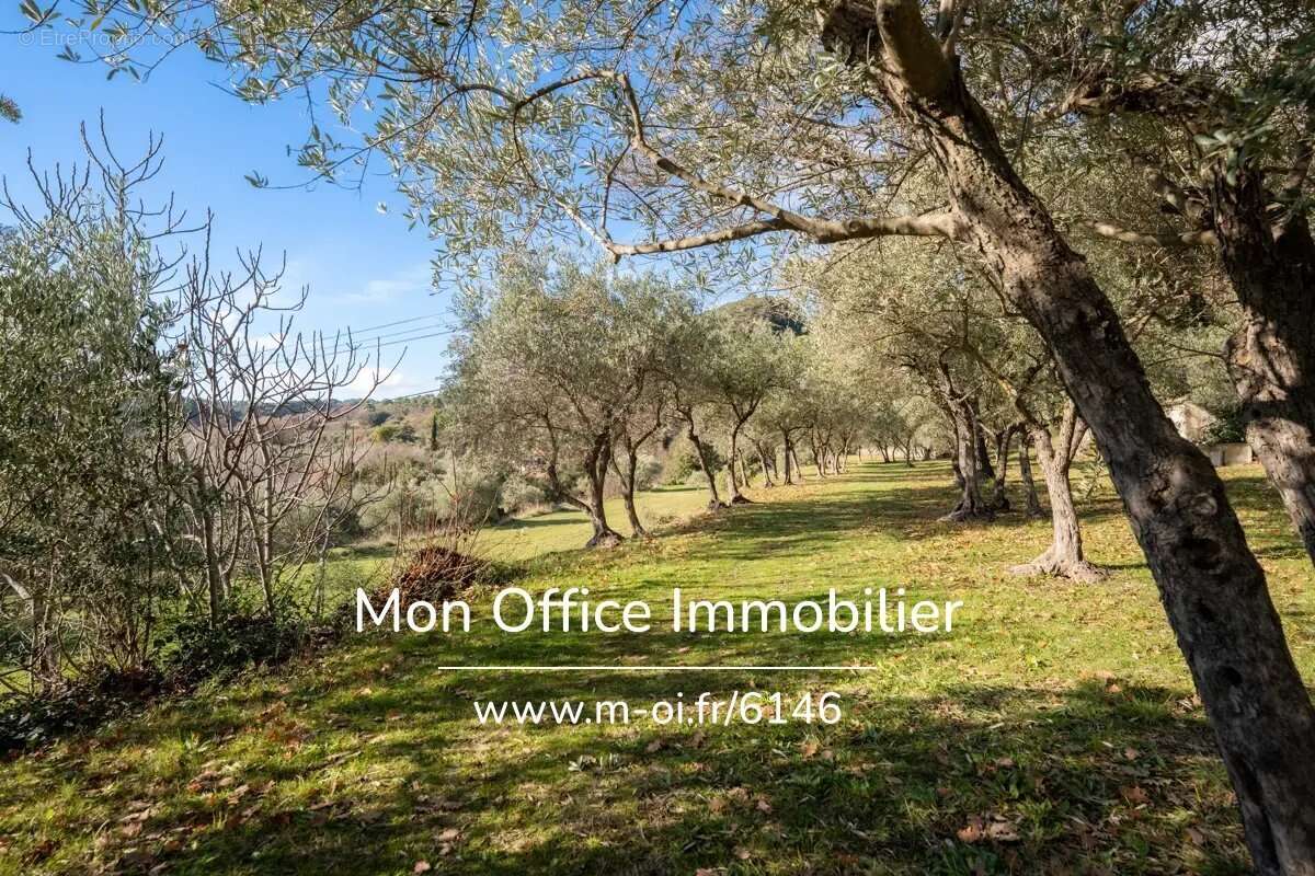 Maison à LOURMARIN