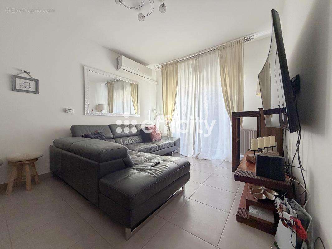 Appartement à MARSEILLE-10E