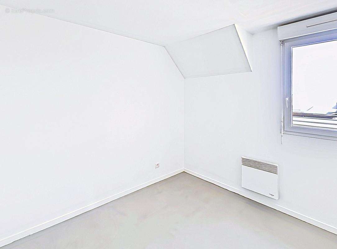  Appartement Duplex 2 Chambres avec Jardin Privatif  Proche Écoles, Commerces, Centre Commercial et Toutes Commodités - photo 7
