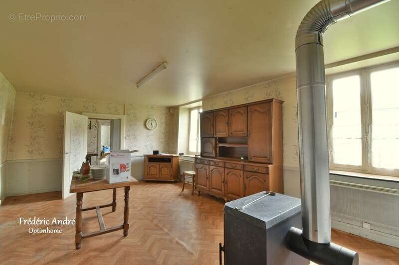 Maison à MOULINS-SAINT-HUBERT