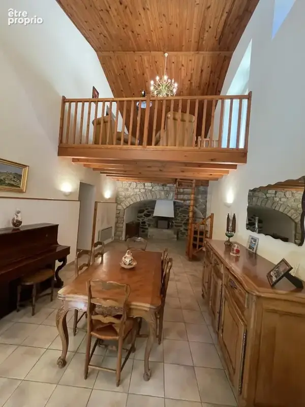 Maison 8 pièces 188 m² à vendre à Charmes-Sur-Rhone (07800) - photo 3