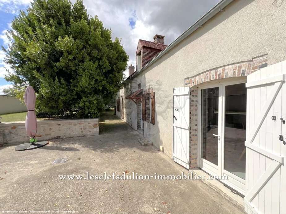 Longére intégralement rénovée par un architecte - photo 10