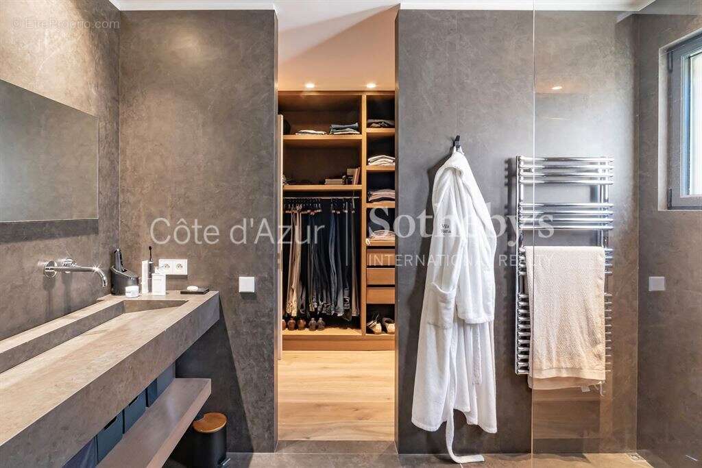 Maison à CAGNES-SUR-MER