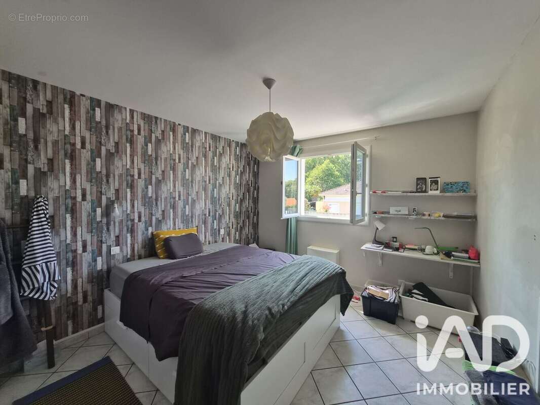 Maison 90 m² à Juillan  - photo 8
