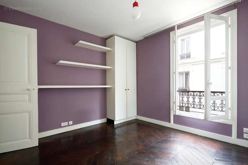 Appartement à PARIS-9E