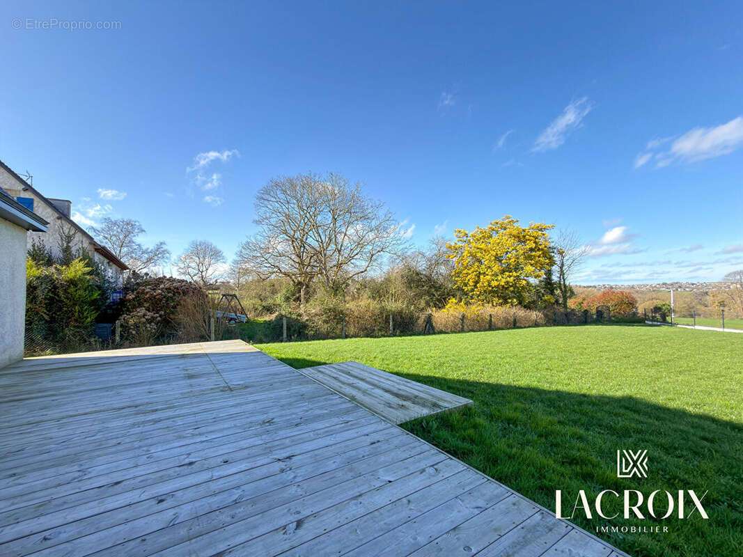 A vendre - maison 8 pièces - saint-carné - photo 17