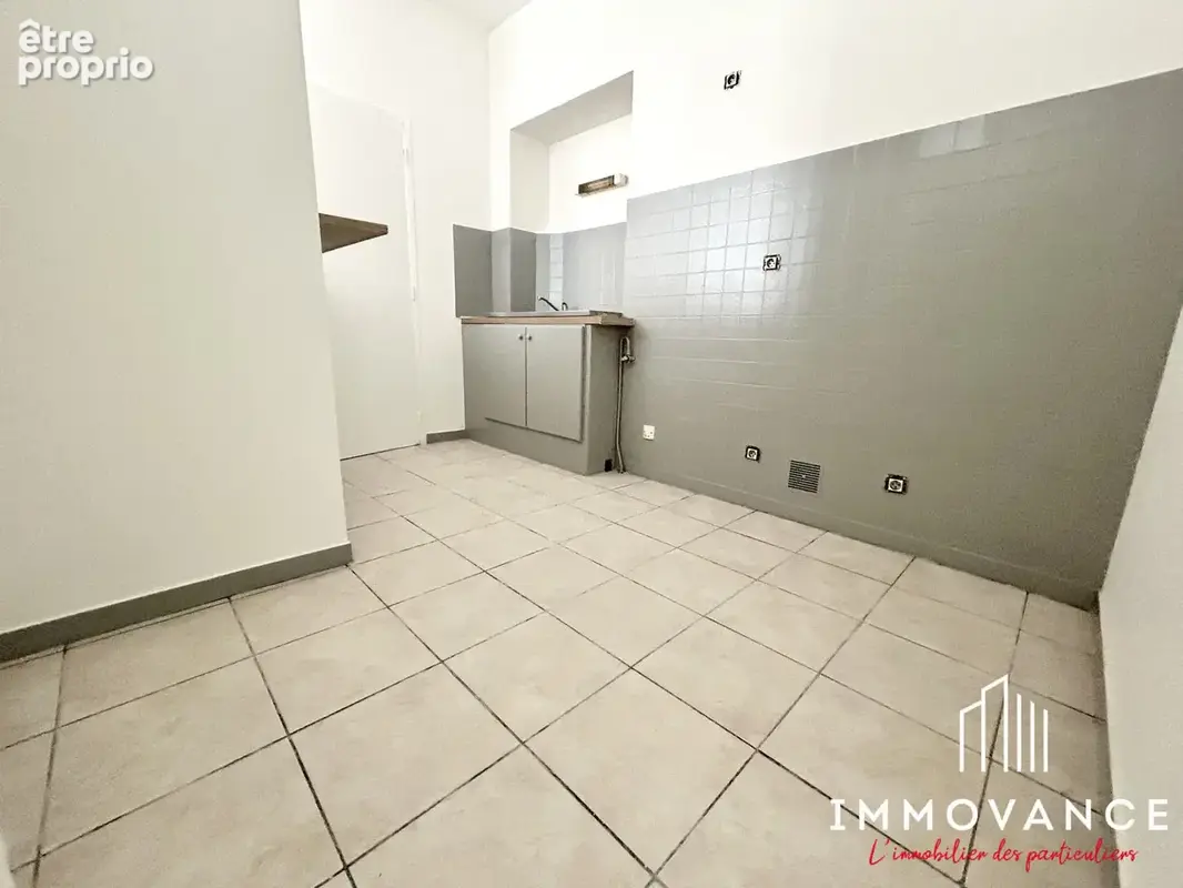 Appartement 3 pièces 55 m² à vendre à Nimes (30000) - photo 4