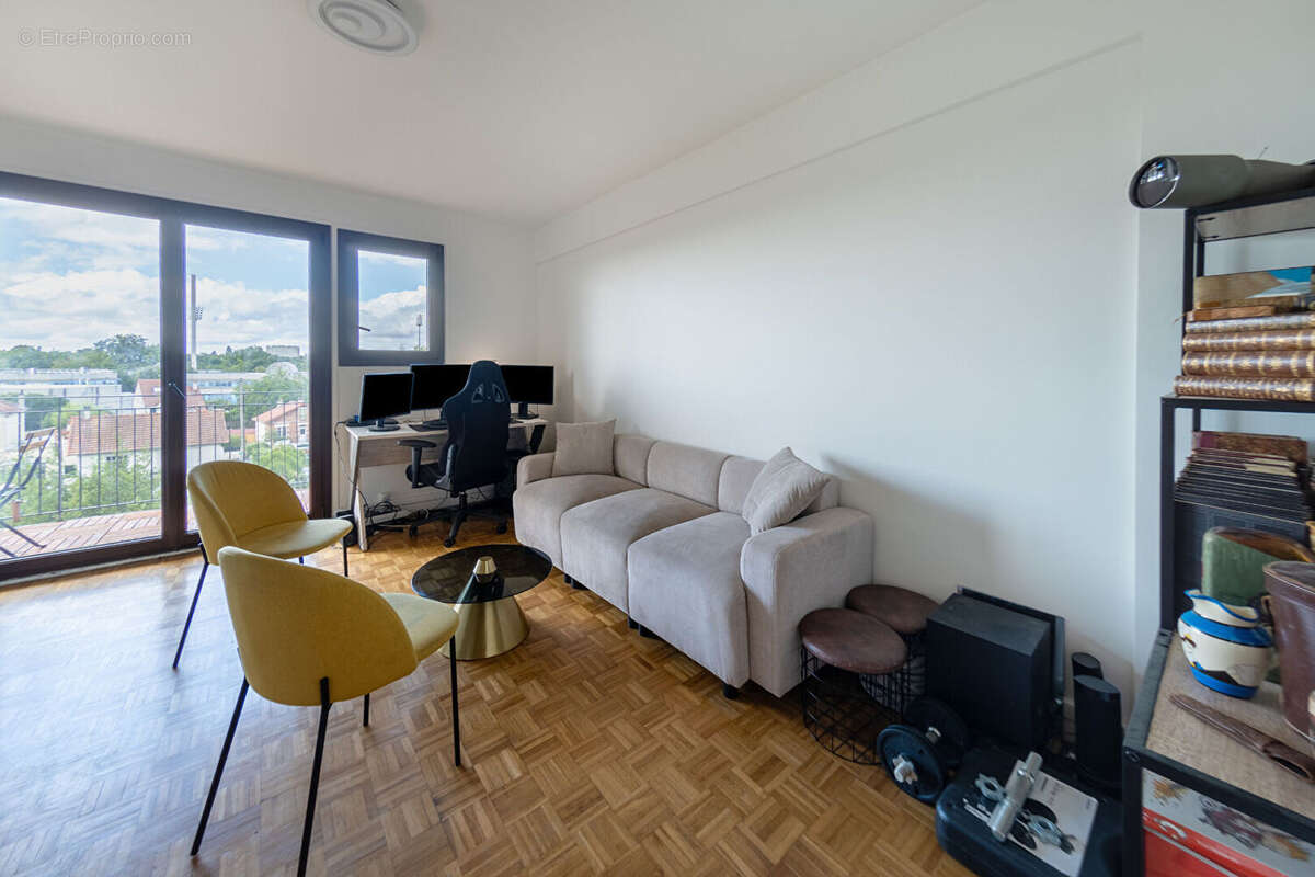 Appartement à VILLEJUIF