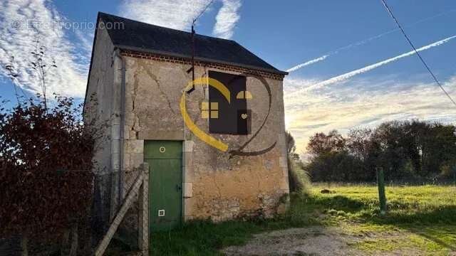 Maison à SAINT-MARTIN-D'AUXIGNY