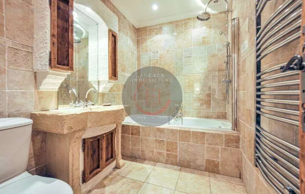 Maison à LES ADRETS-DE-L'ESTEREL