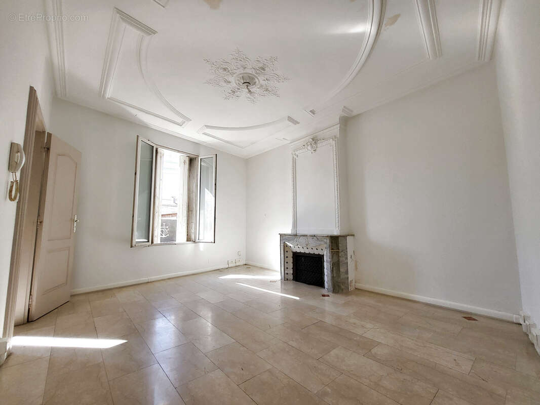 Maison à SAINT-LAURENT-D&#039;AIGOUZE