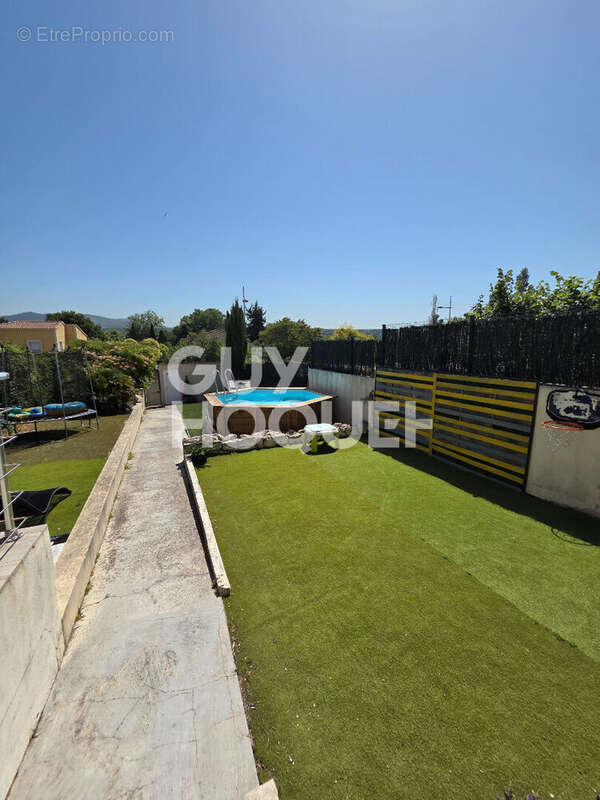 Appartement à MARSEILLE-15E