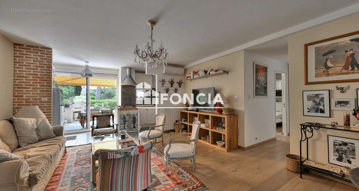 VIAGER OCUPEE - T3 de 62m2 avec une terrasse de 45m2 et parking privé - photo 4
