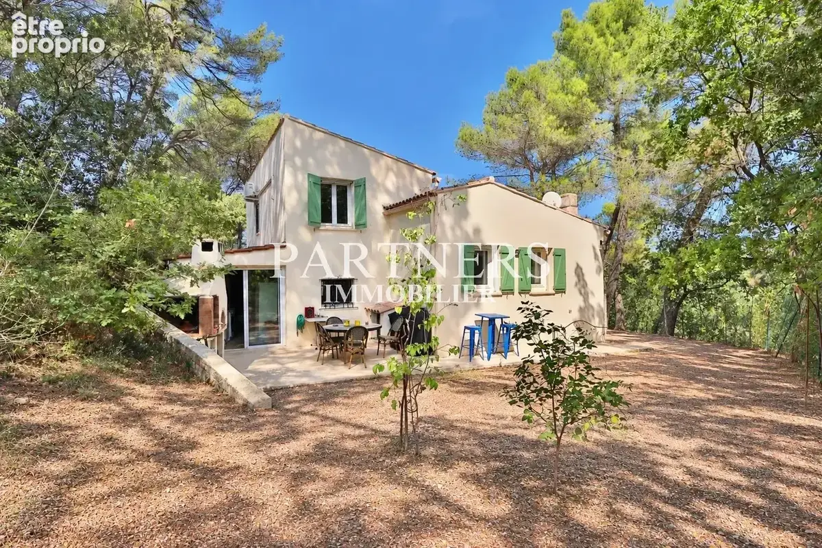 Maison 4 pièces 95 m² à vendre à Pertuis (84120) - photo 4