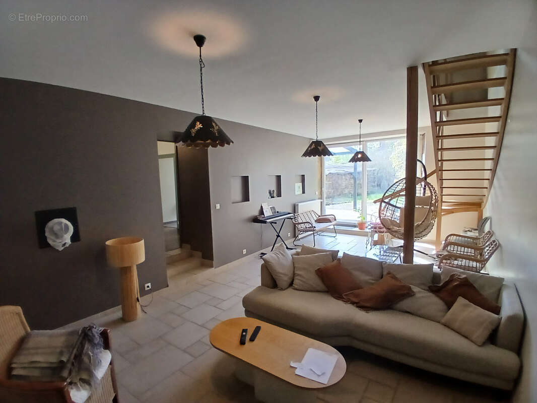 Maison à LORMES