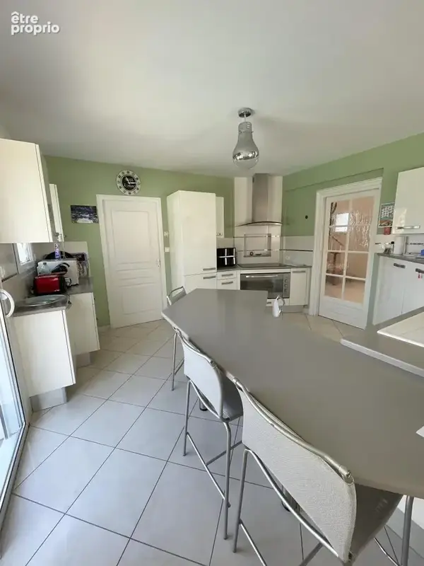 Maison 180 m² à Cholet  - photo 8