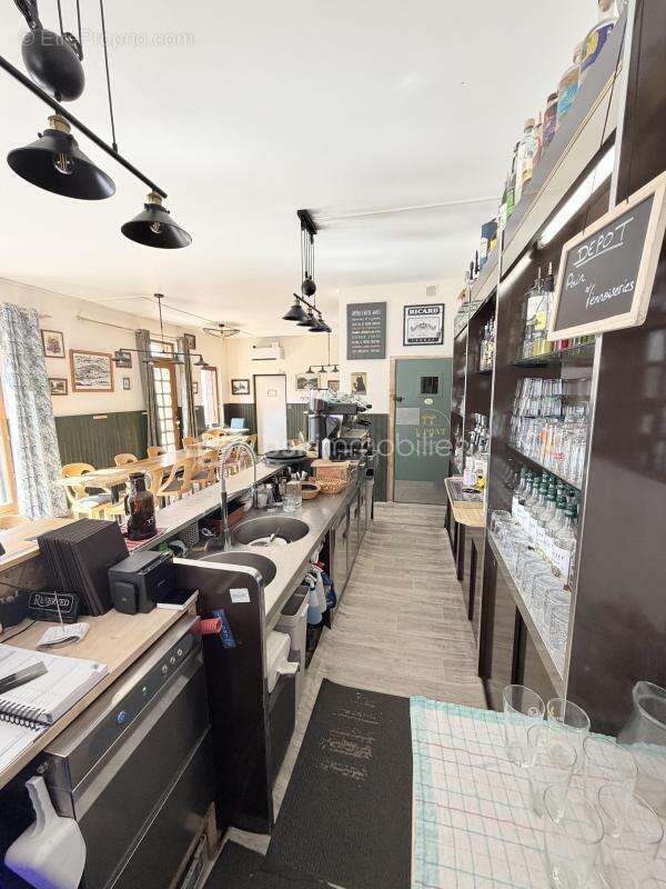 Commerce à LENTIGNY