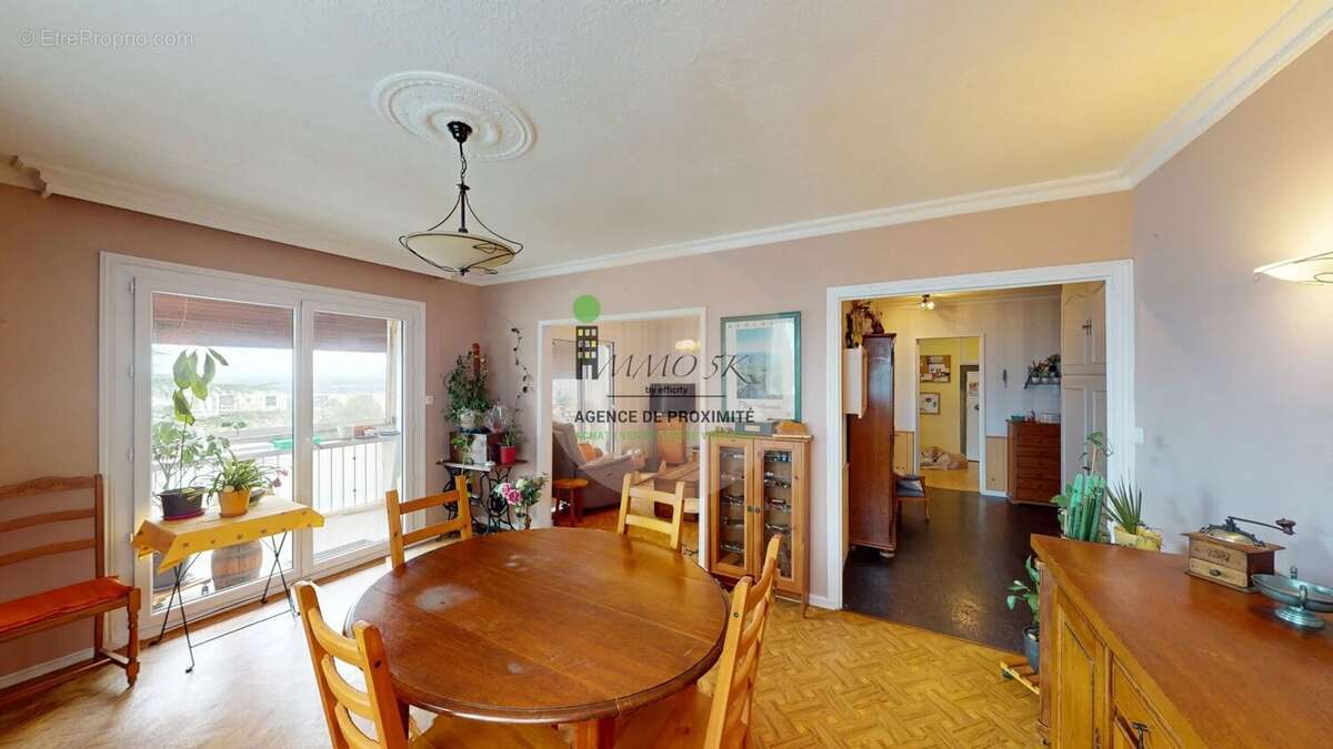 Appartement à RILLIEUX-LA-PAPE