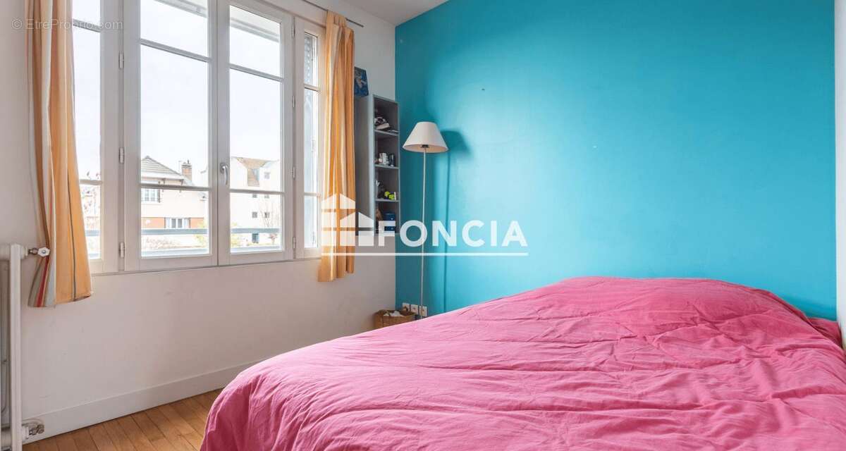 Maison à L'HAY-LES-ROSES