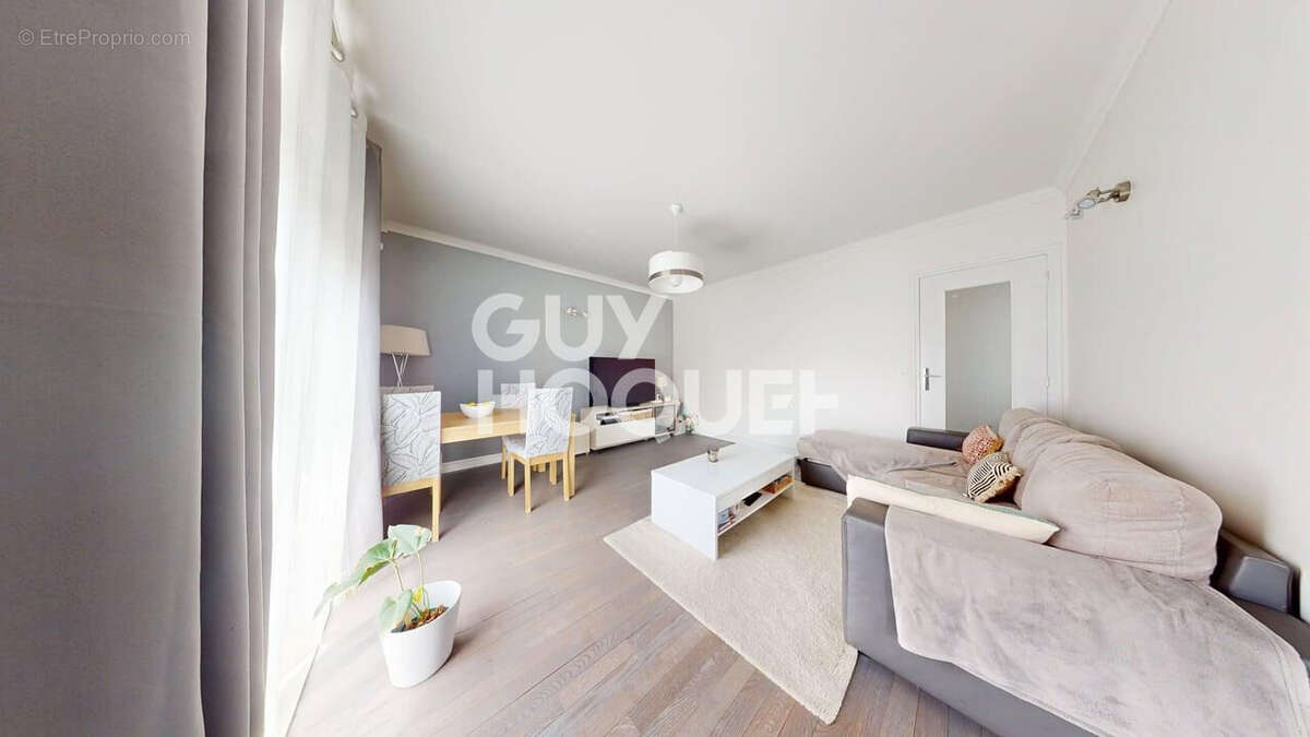 Maison à SAVIGNY-SUR-ORGE