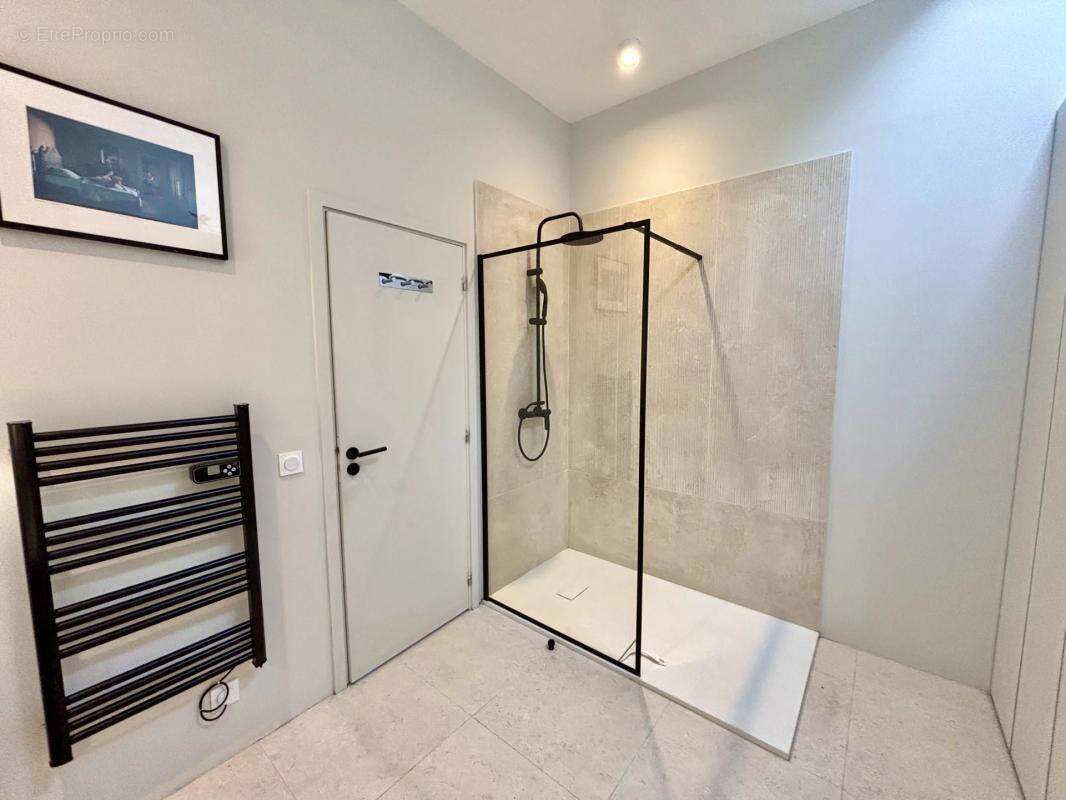 Appartement à VALBONNE