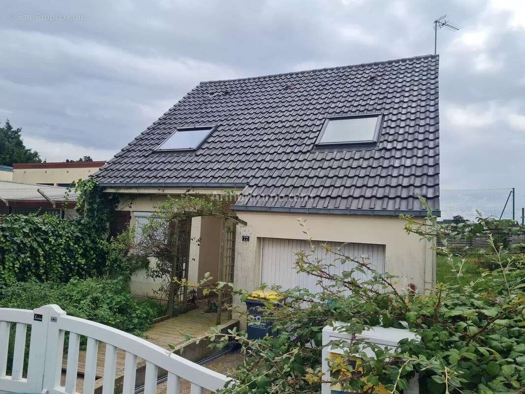 Maison à CUVERVILLE