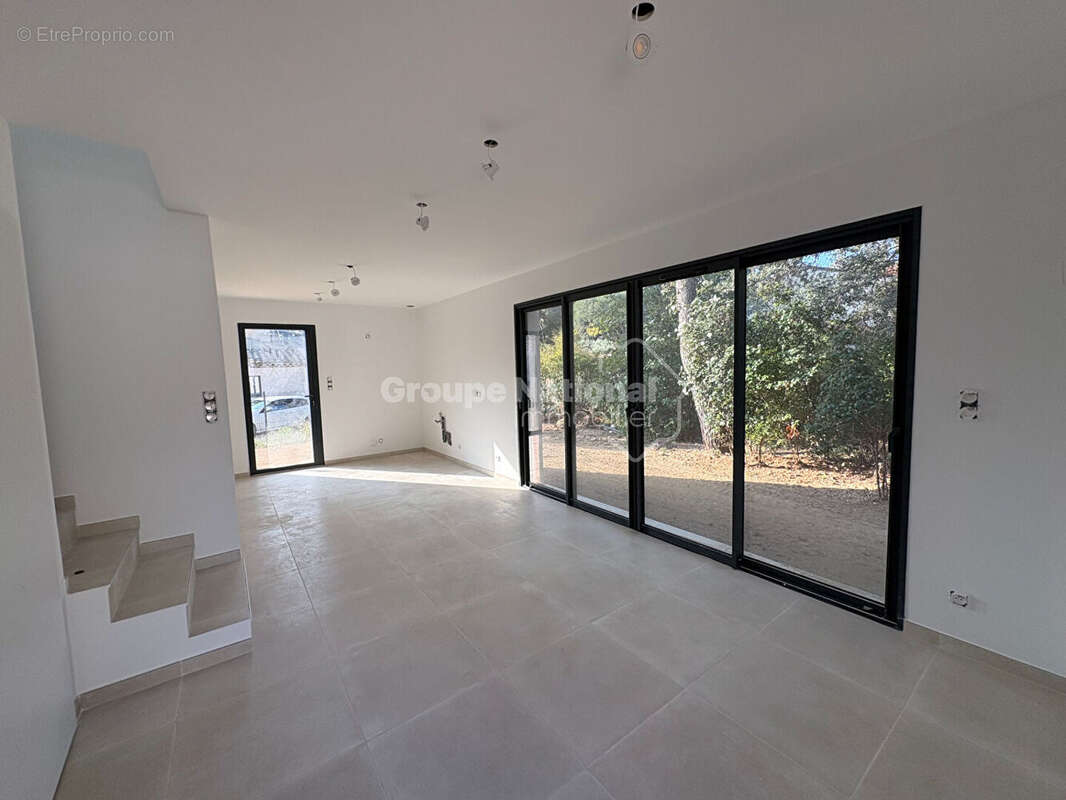 Maison à SAUSSET-LES-PINS