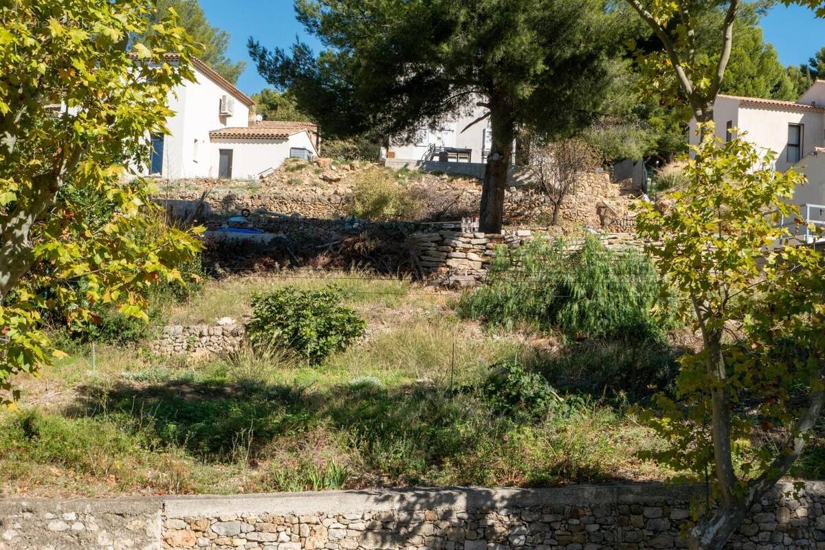 Photo 1 - Terrain à OLLIOULES
