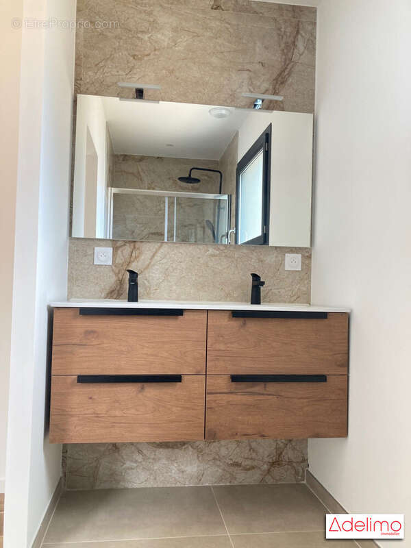 Maison à SAINT-GILLES