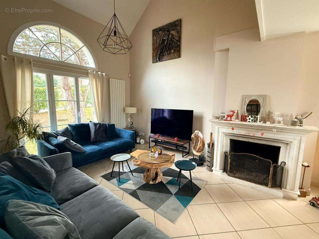 Maison à VERNOUILLET