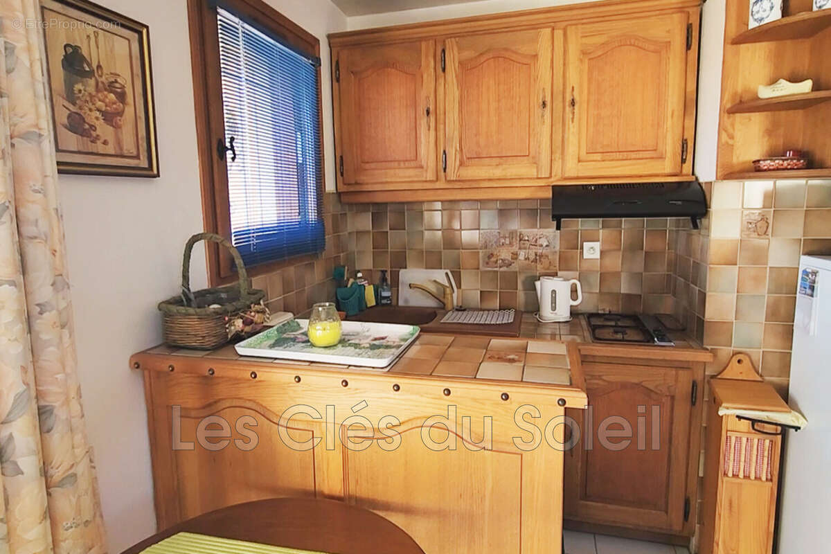Appartement à LA LONDE-LES-MAURES