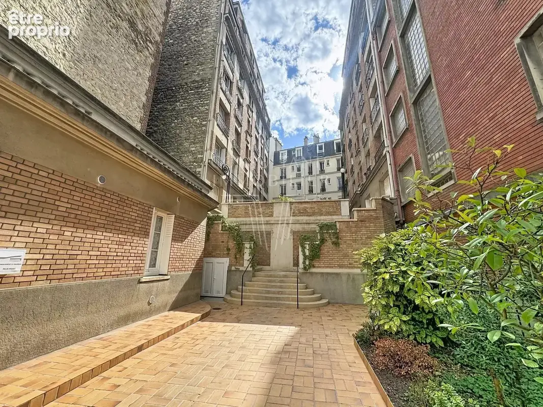 Paris xvi - auteuil - studio traversant - photo 8