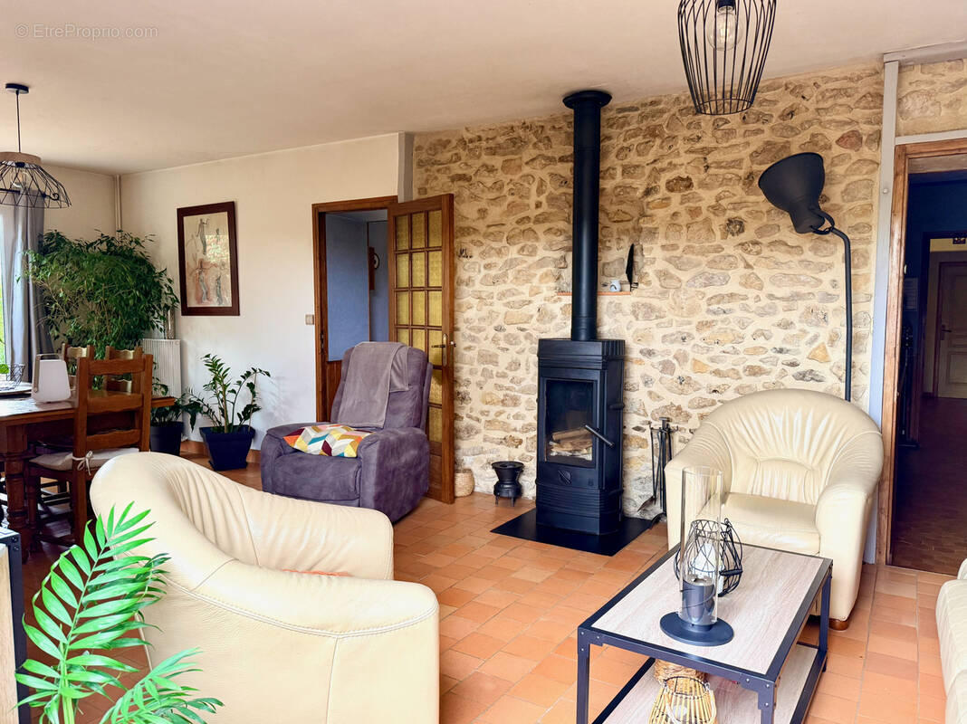 Maison à BAZOUGES-SUR-LE-LOIR