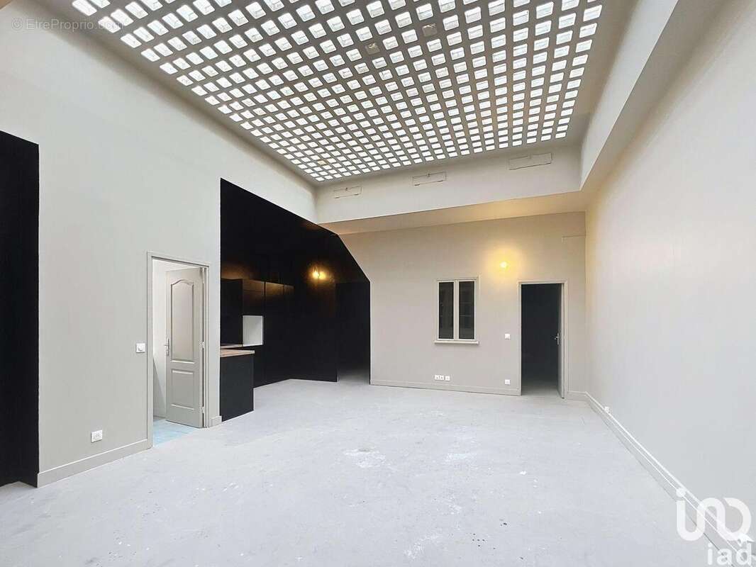 Photo 3 - Commerce à ROUEN