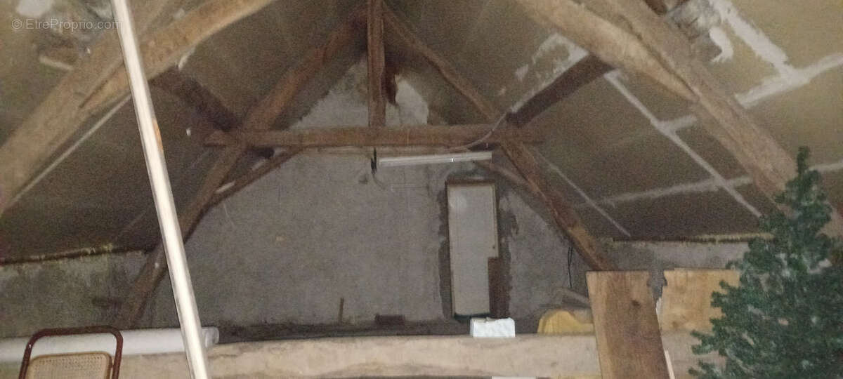 Maison à NOYANT-D&#039;ALLIER