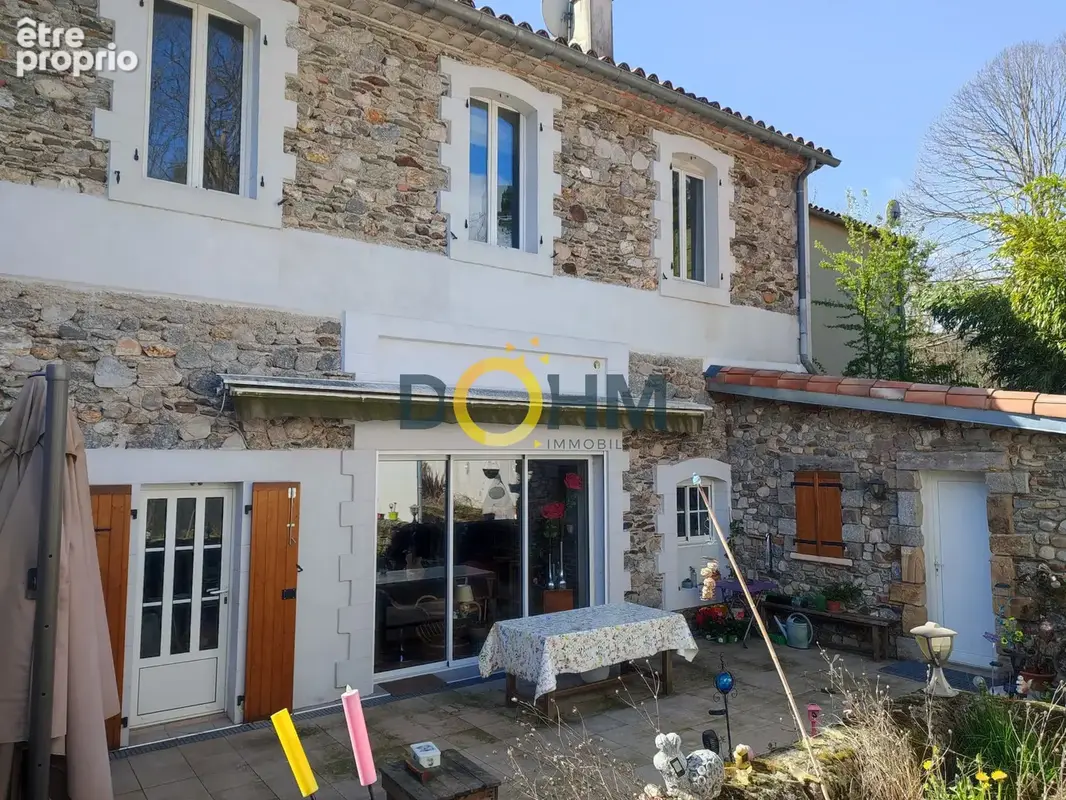 Mas en pierre 6 pièces 220 m2 avec piscine sur terrain 1100 m2 à 30 minutes d'Alès 310 000 € - photo 2