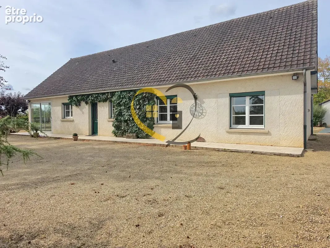 Photo Maison à Trevol au prix de 212 000€