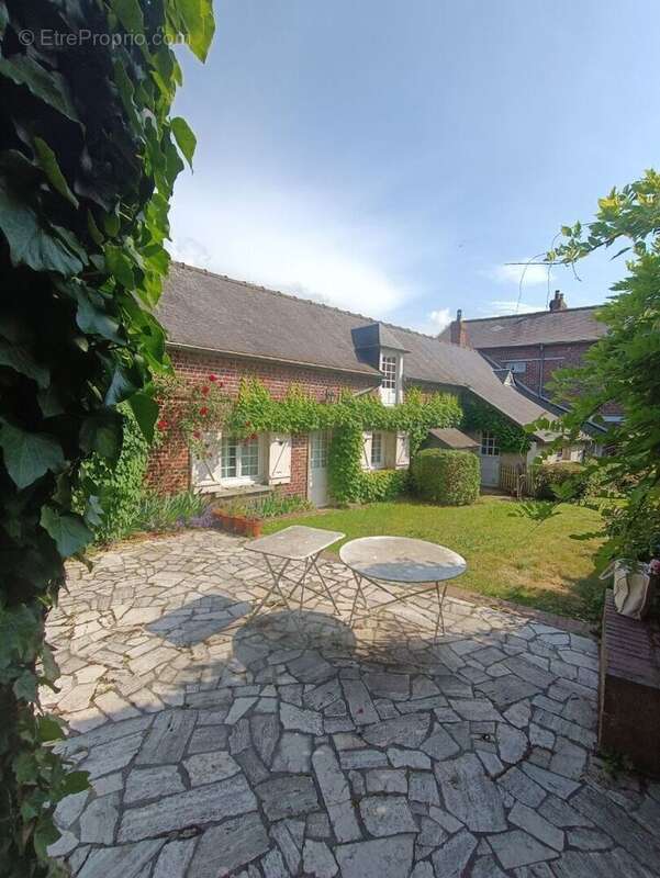 Maison à environ 14 KM  de Bornel 12 pièce(s) - photo 3