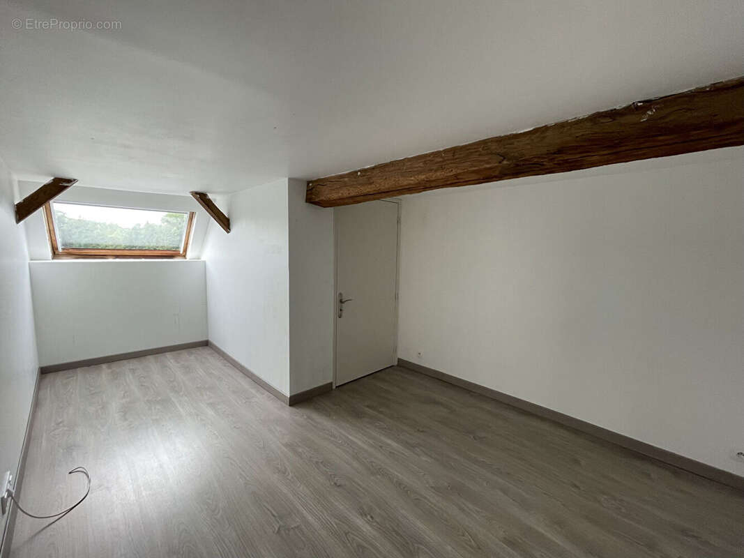 Appartement à MONTCORNET