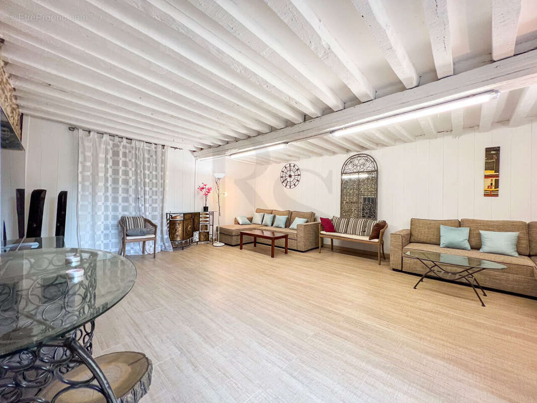 Maison à LOUGE-SUR-MAIRE