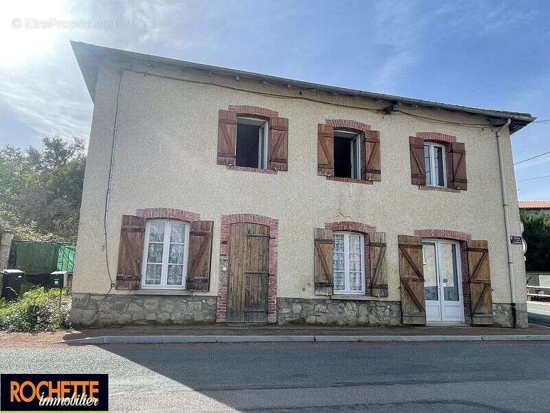 Maison 125 m² à Nervieux  - photo 8