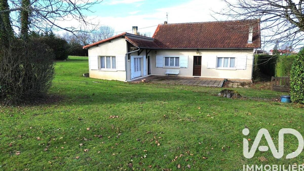 Photo 1 - Maison à CROUSEILLES