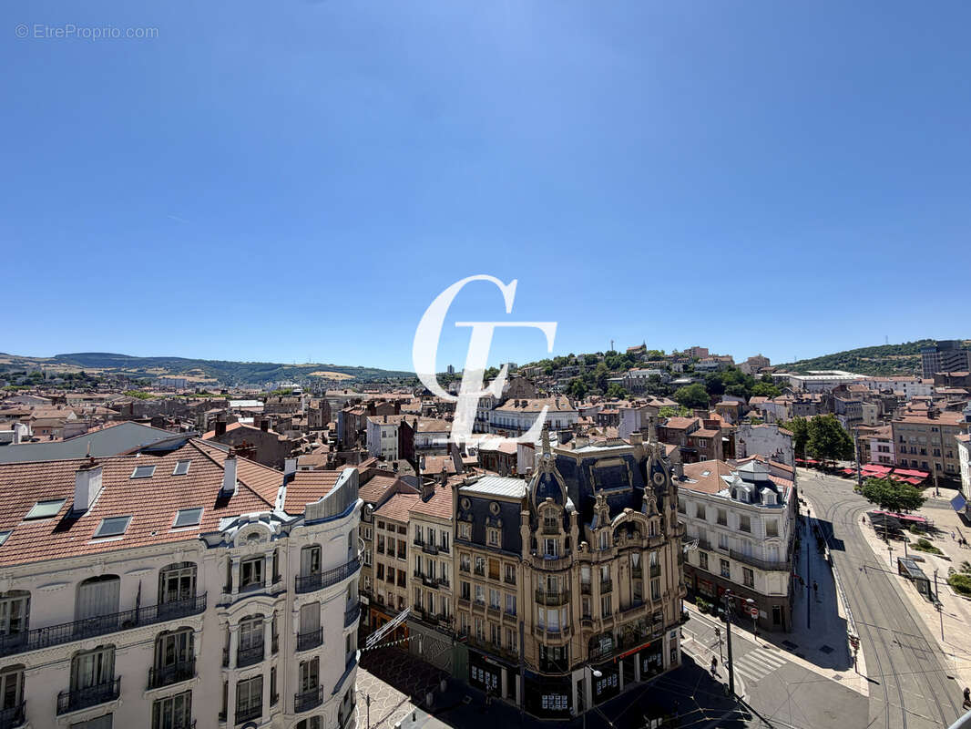 Appartement à SAINT-ETIENNE