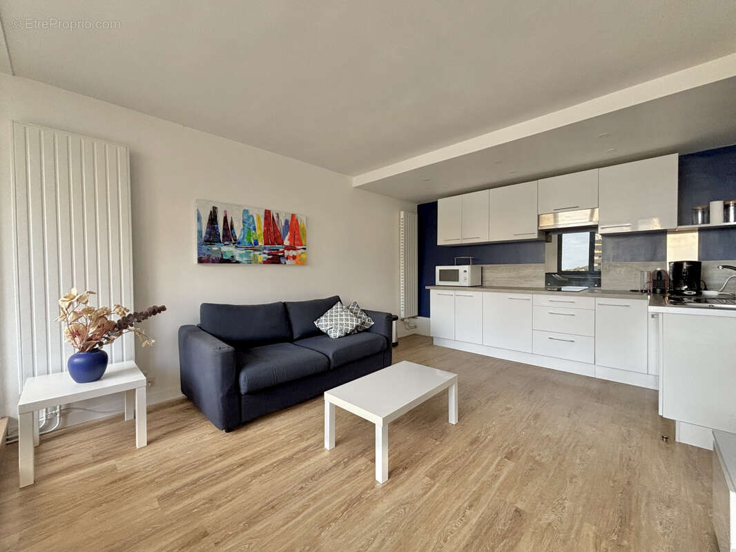 Appartement à COURSEULLES-SUR-MER