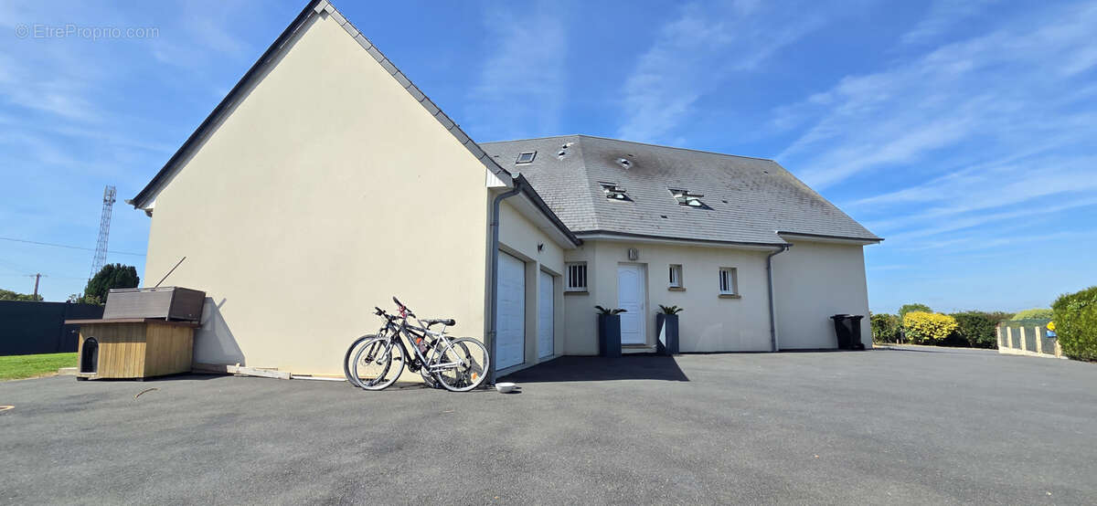Maison à GRANDCAMP-MAISY