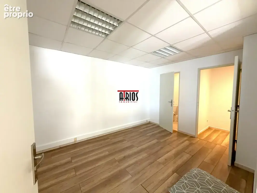 Commerce 49 m² à vendre à Carqueiranne (83320) - photo 3