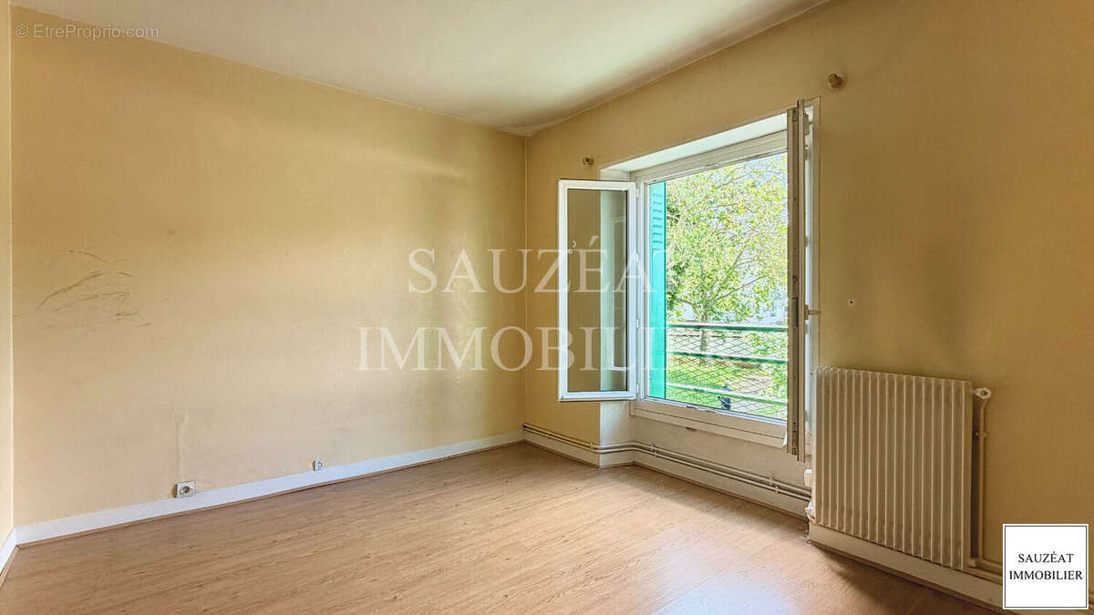 Appartement à BRETIGNY-SUR-ORGE